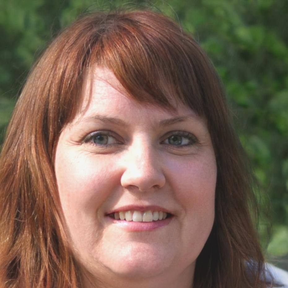 Brynn facilitating a financial workshop